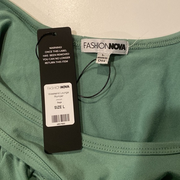 Large Fashion Nova Weekend Lounge Romper sage green - NWT - Picture 3 of 3